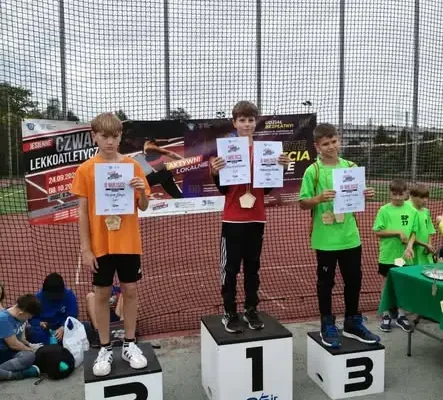 Uczniowie z Jastrzębia-Zdroju przywieźli medale z Lekkoatletycznych Czwartków